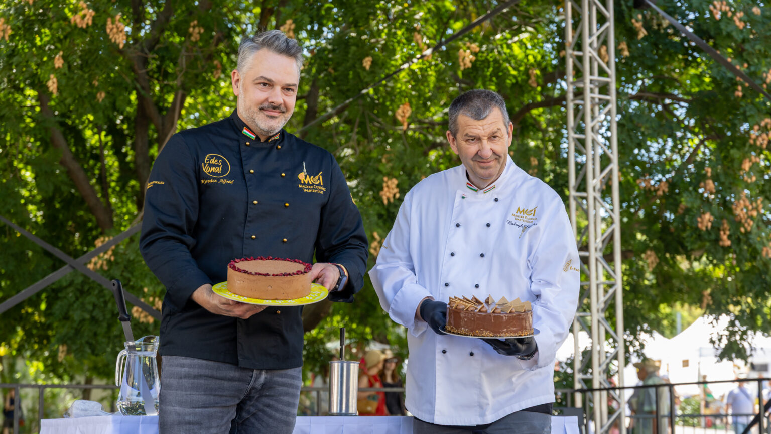 Hungary’s National Cake of the Year Debuts at Saint Stephen’s Day Festival