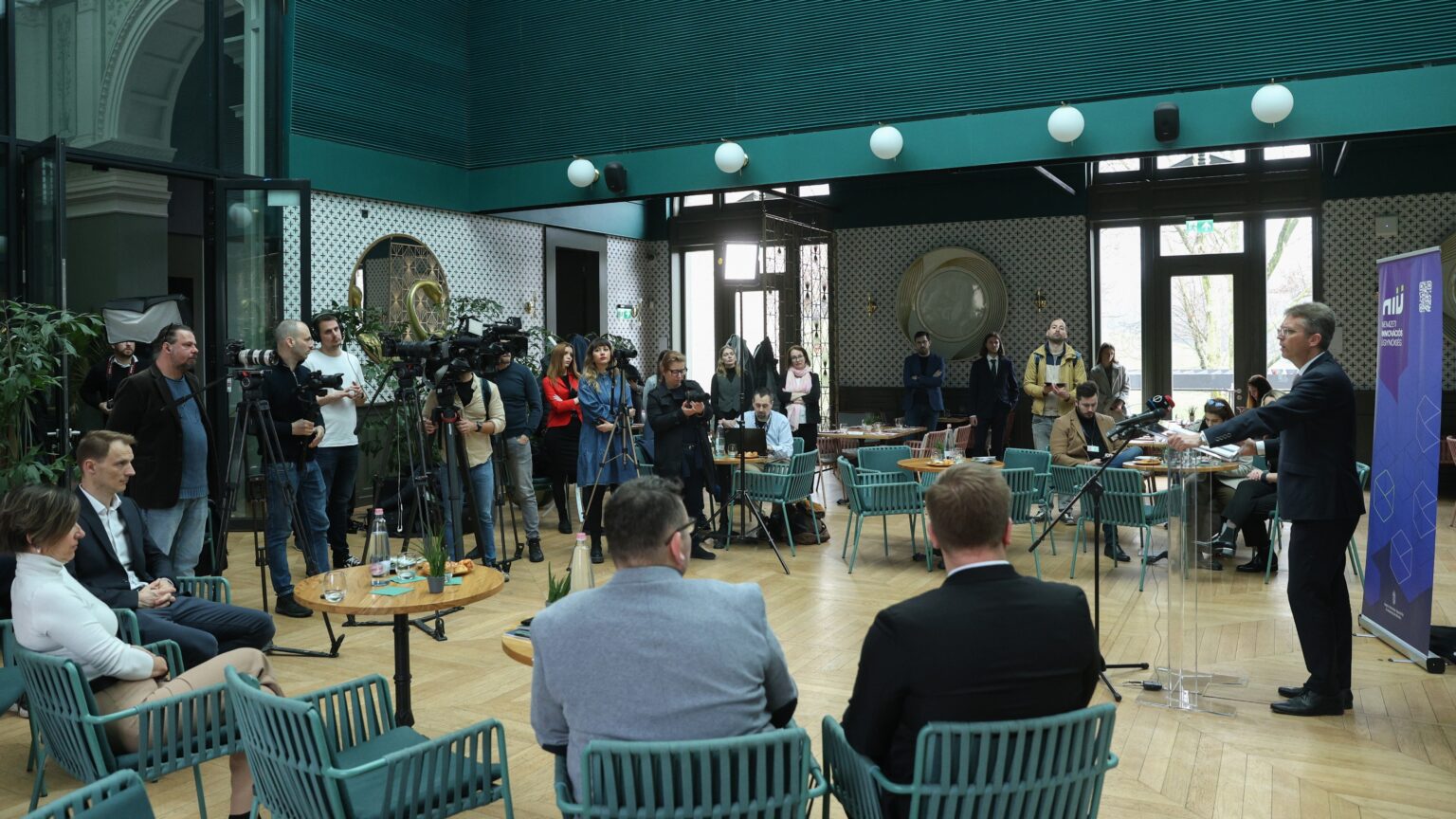 Billions Invested as Hu-rizont Programme Expands Hungarian-Led Research