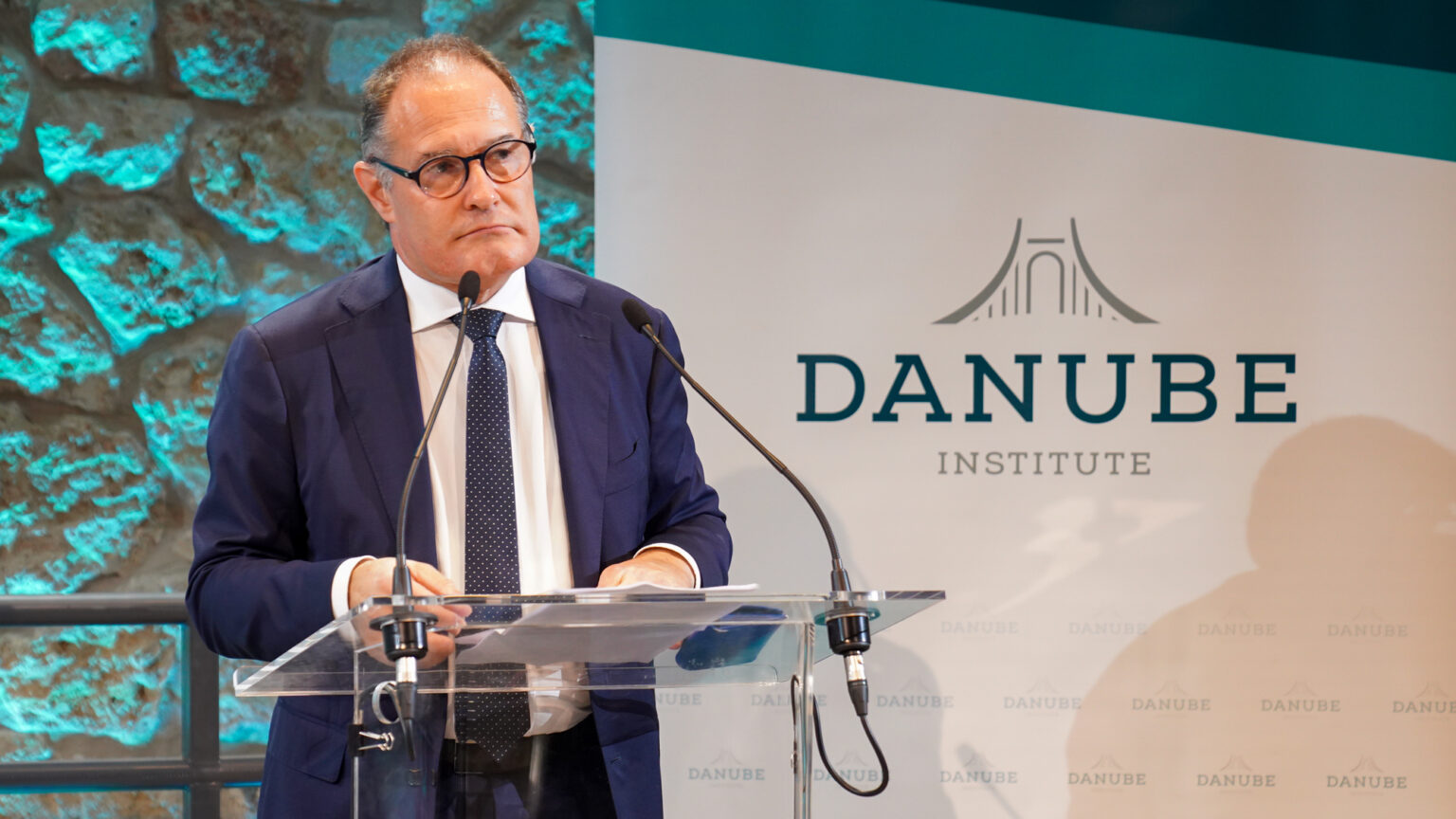 Former Frontex Chief Leggeri Outlines Roadmap to Counter Mass Migration