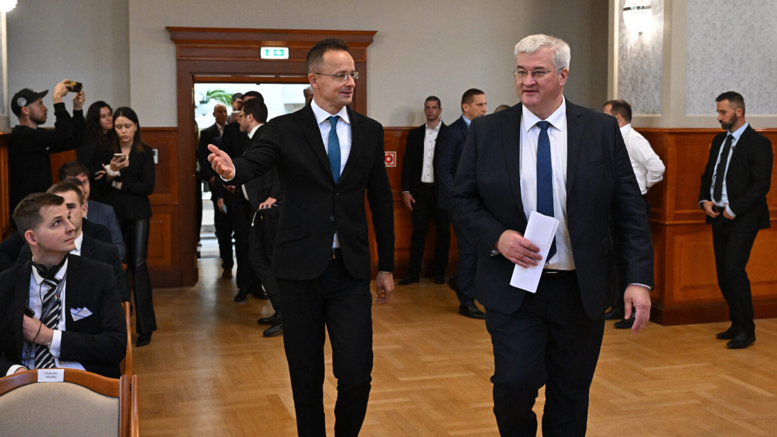 Ukrainian FM Sybiha to Visit Hungary Amid Druzhba Pipeline Tensions