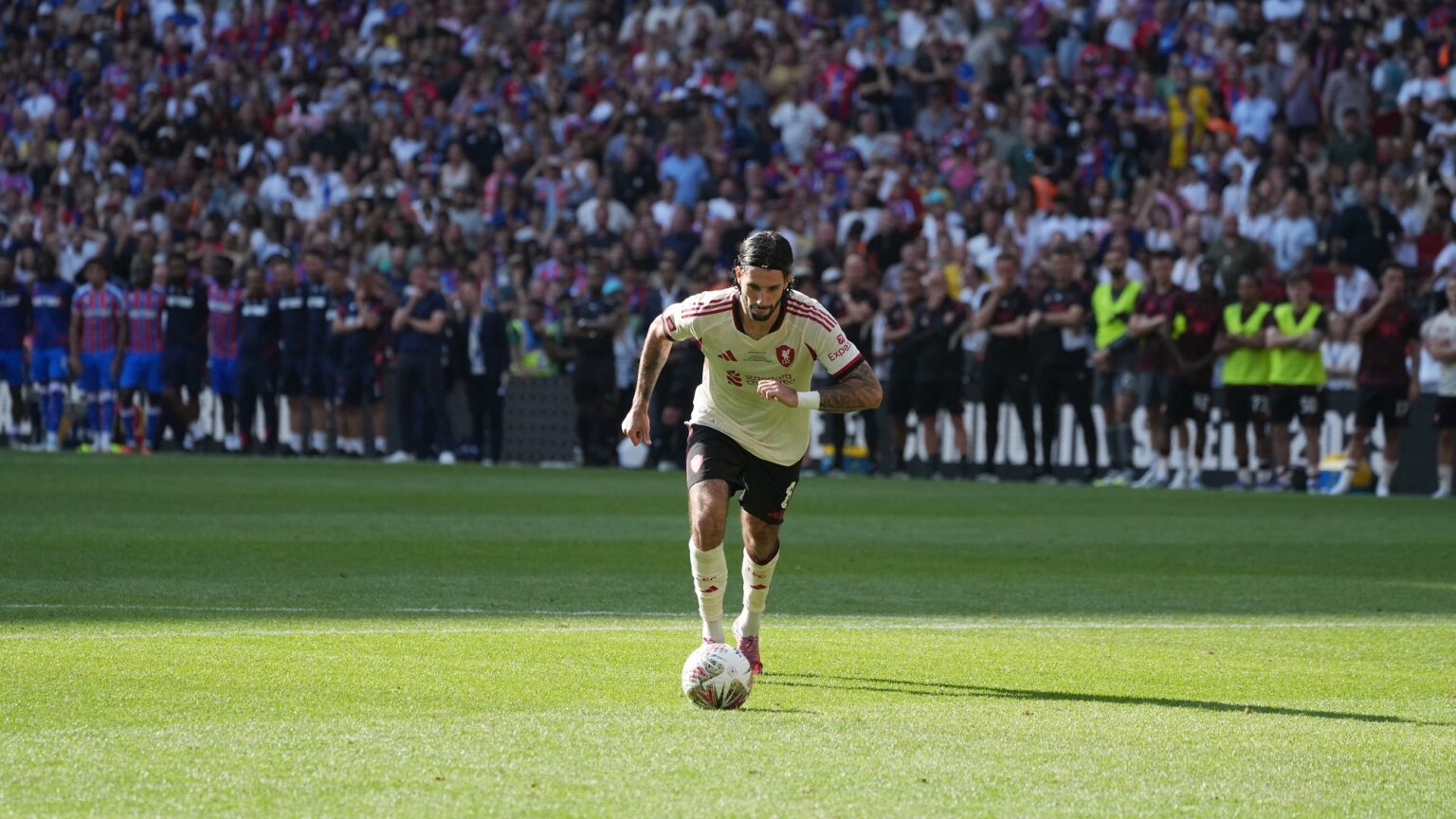 Szoboszlai Stuns with Epic Free Kick Winner against Arsenal