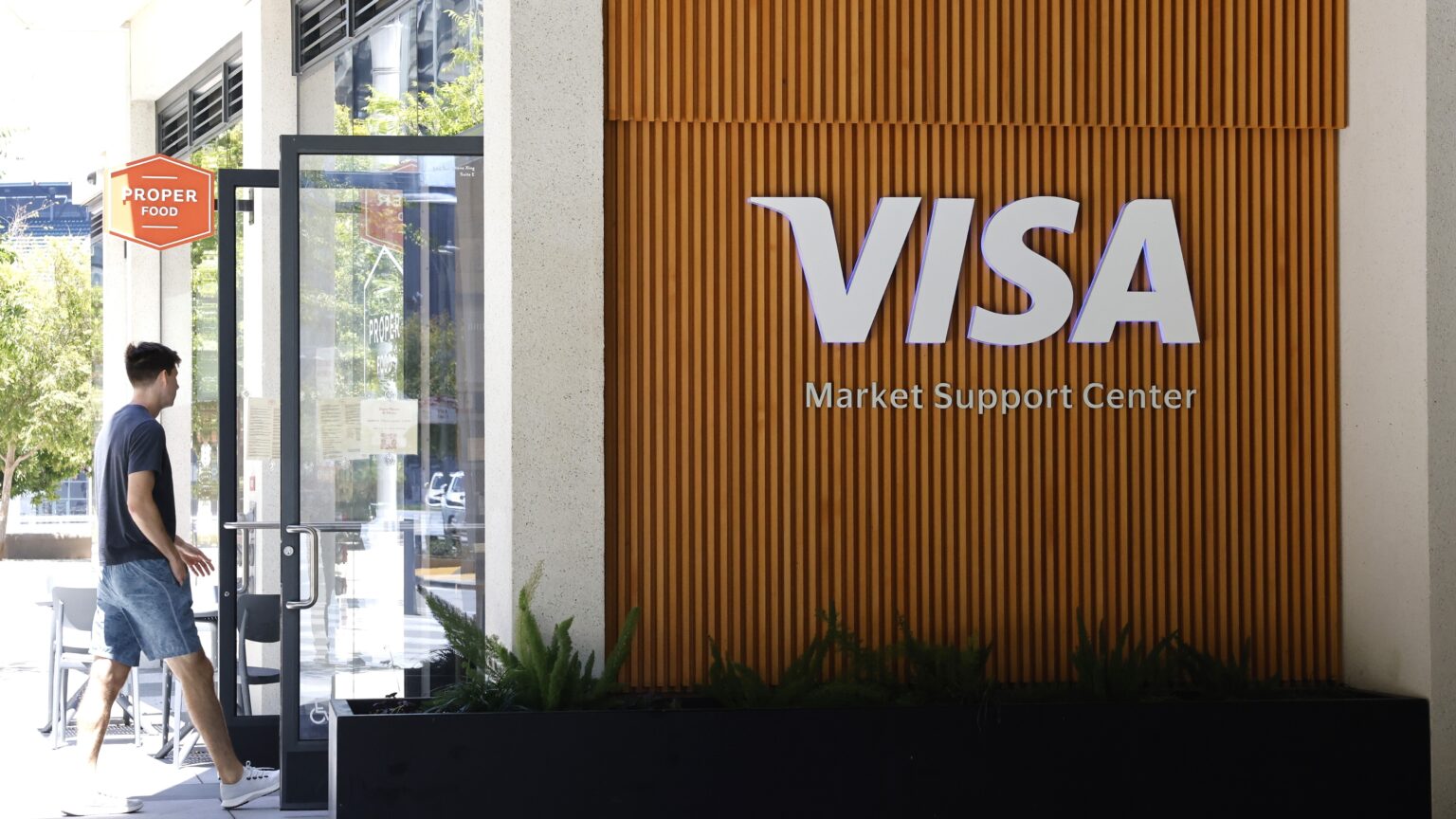Visa Launches Digital Payments Programme in Hungary to Boost Small Business E-commerce
