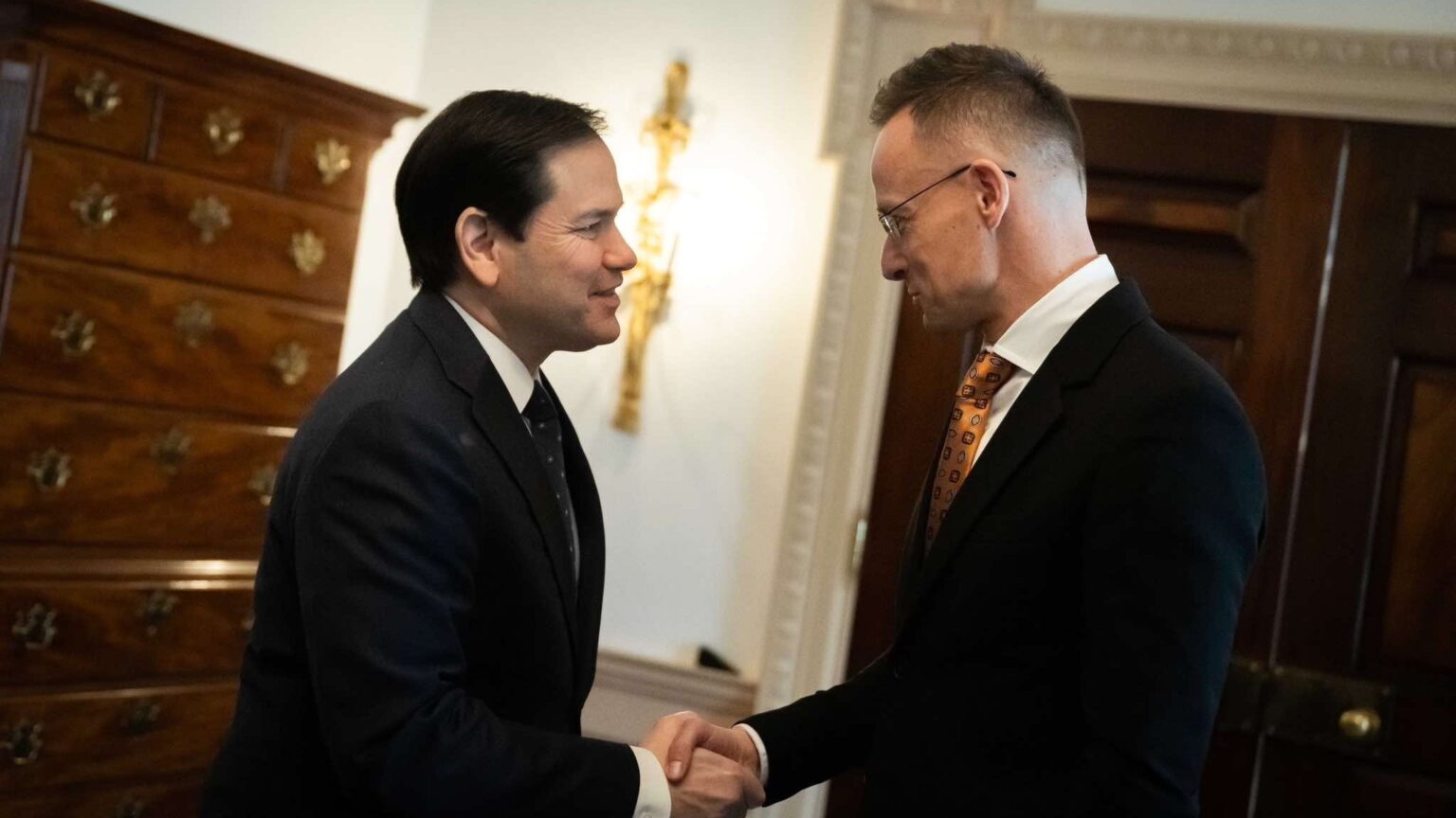 Hungary Strengthens Energy Ties with US through Nuclear Pact