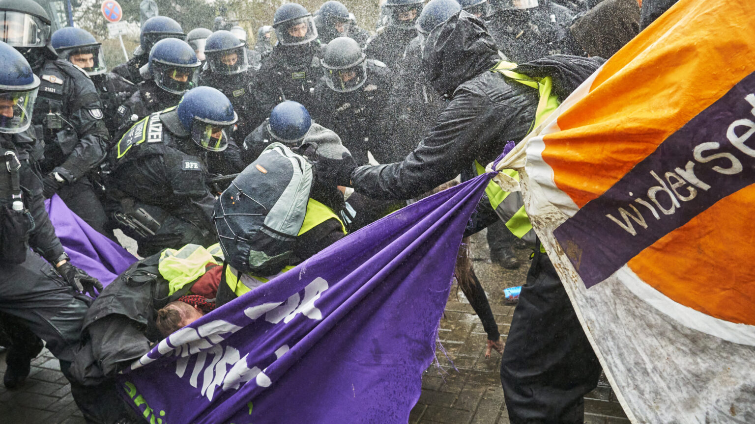 Antifa Rioters Assault Police in Germany at Protest Against AfD Youth Organization
