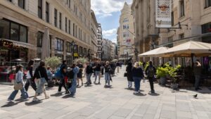 Otthon Start and Airbnb Curbs Drive New Patterns in Budapest Property Demand
