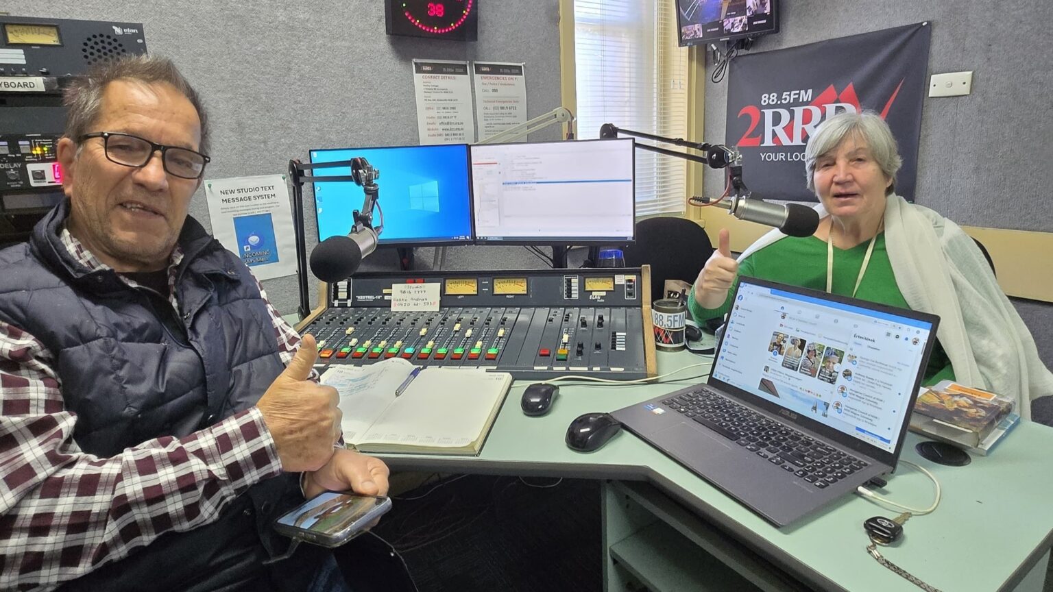 ‘Will you come with me to Australia?’ — An Interview with the Founders of Mozaik Radio Sydney