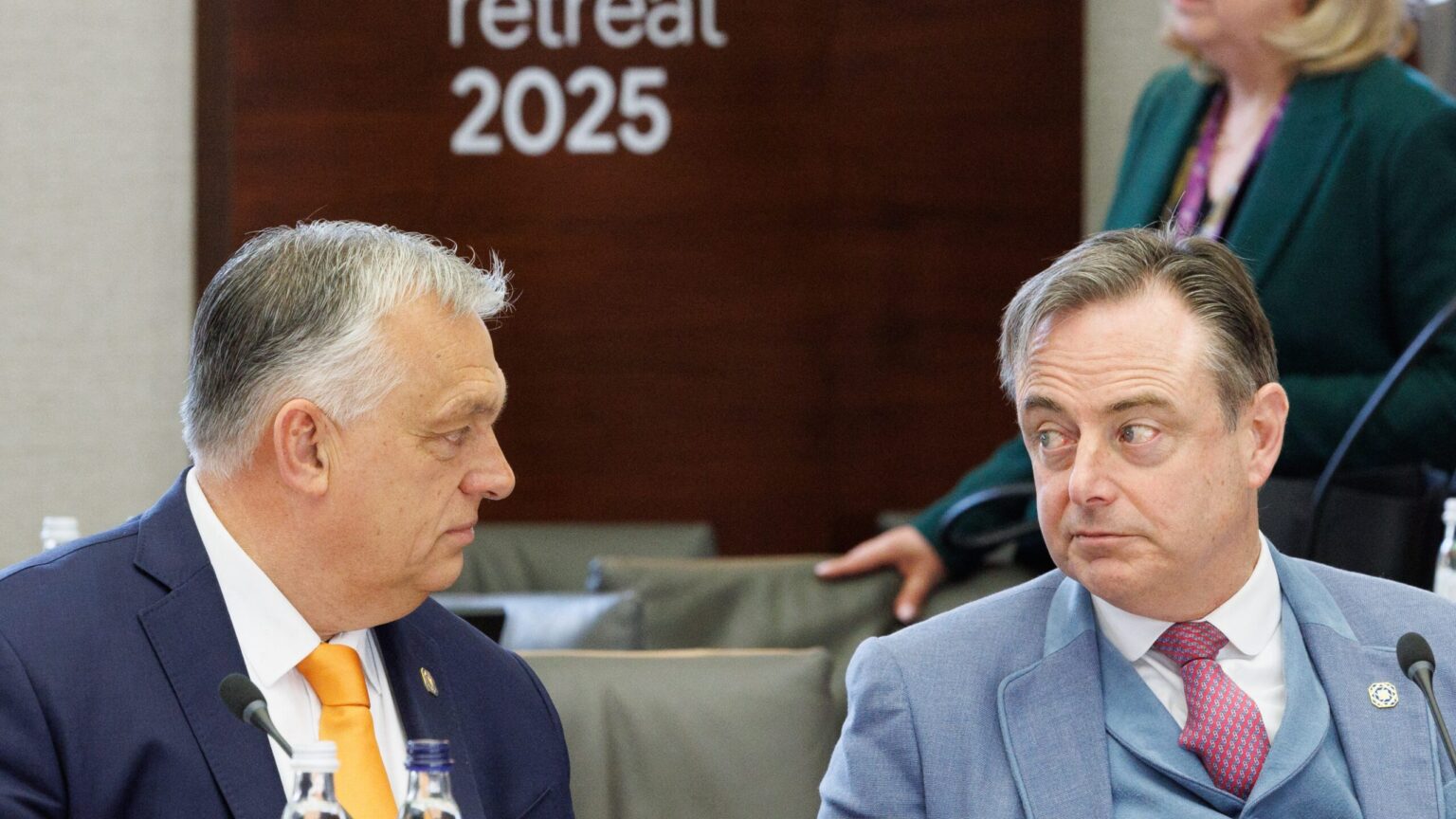 Orbán Claims Key Role in Blocking EU Russian Assets Plan, Praises de Wever