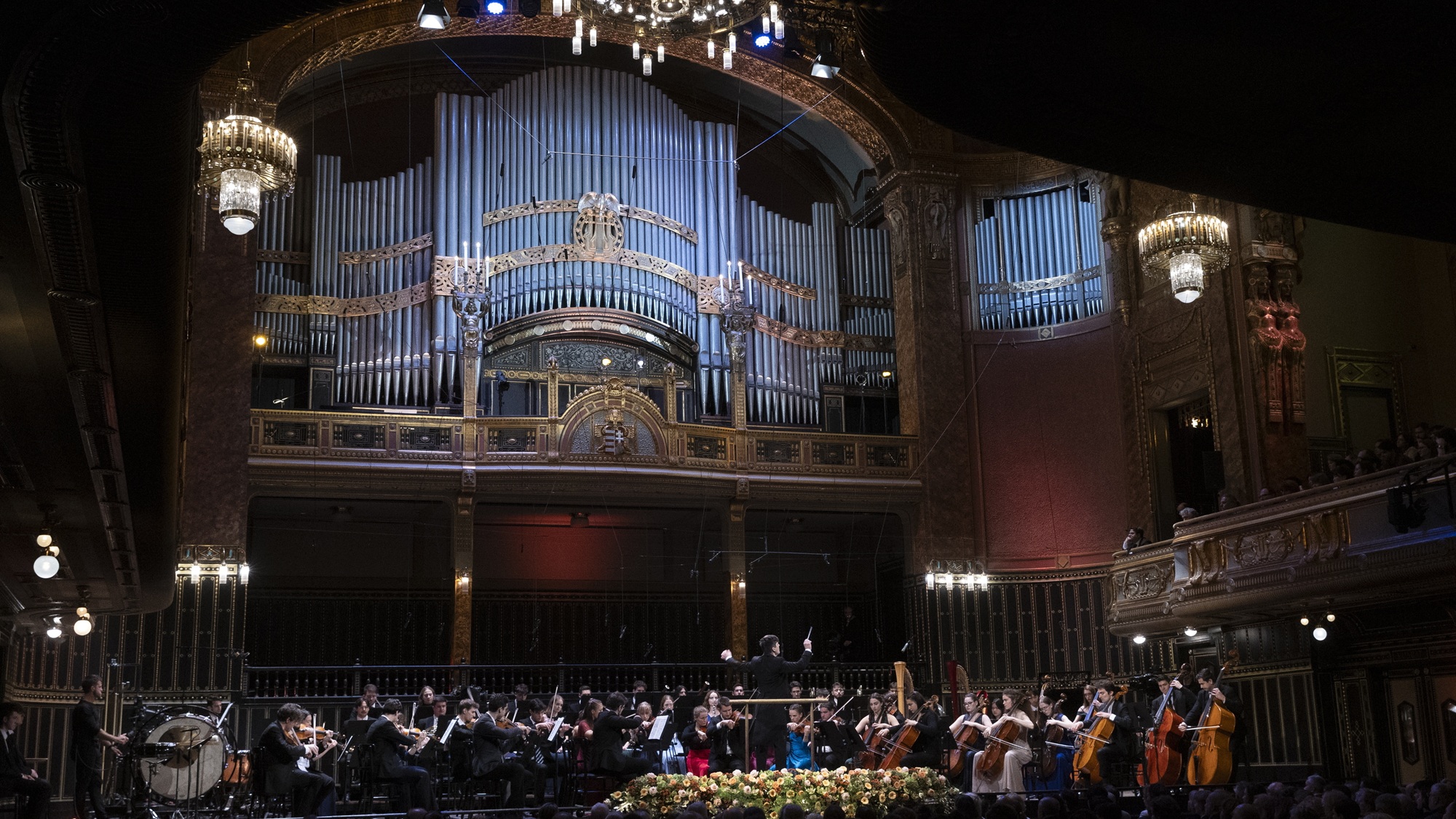 Word-Famous Hollywood Actor Visits Music Academy in Budapest