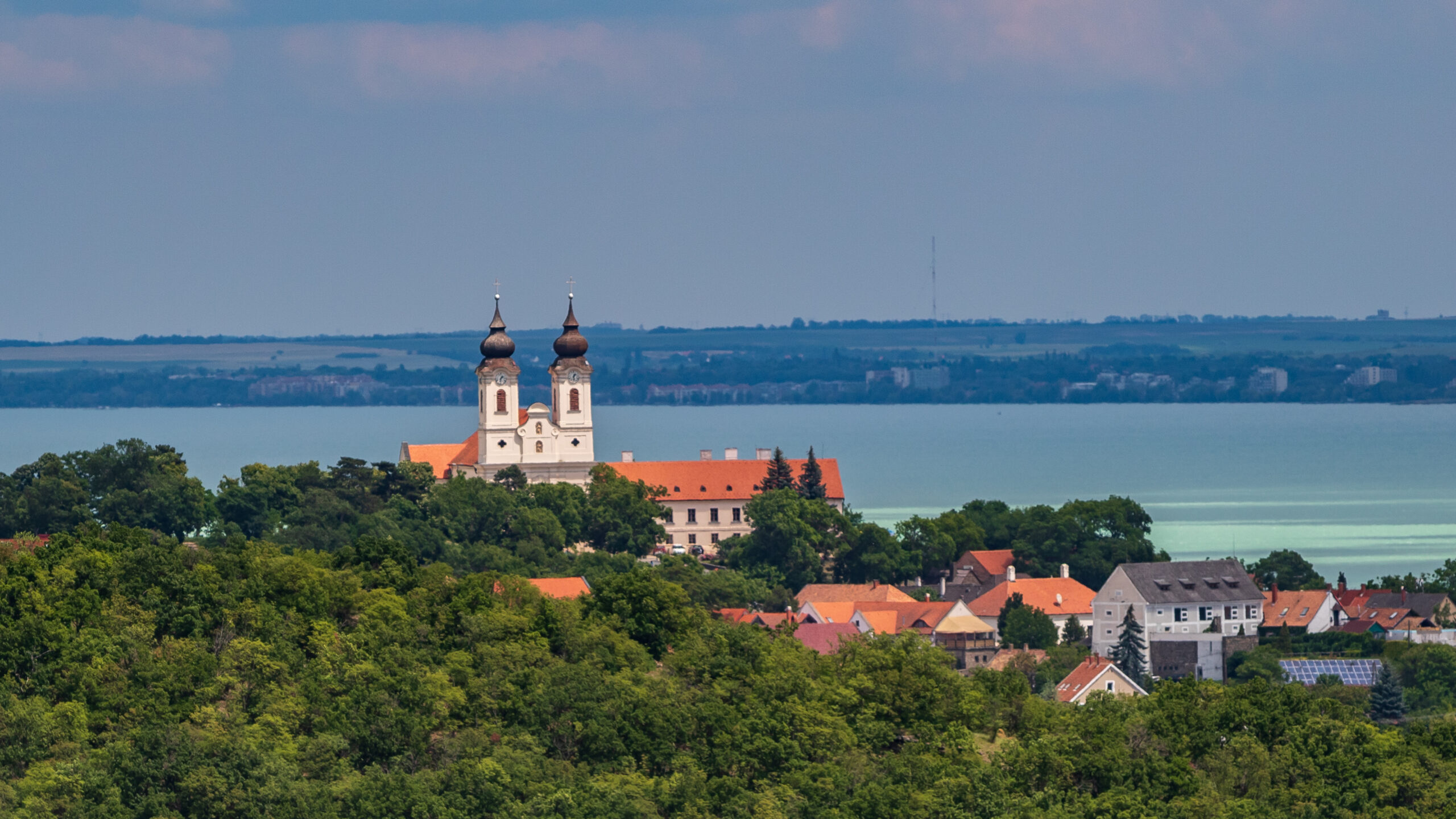 Lake Balaton Remains Top Choice for Domestic Travellers in Hungary