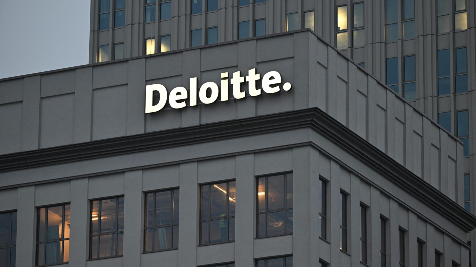 Deloitte Report Highlights Rise of Adaptive Physical AI Systems