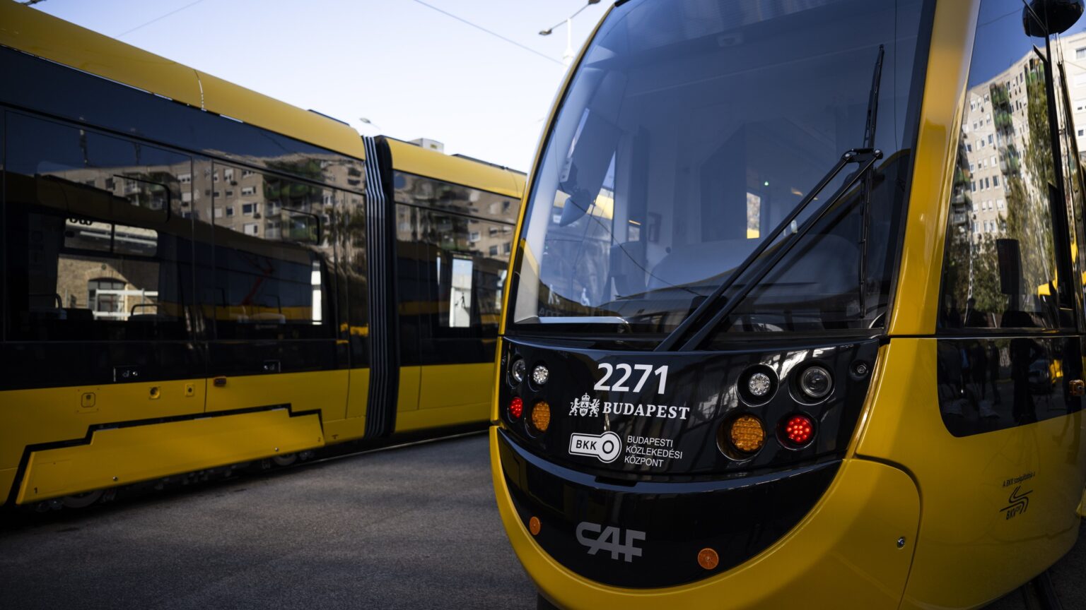 New CAF Tram Strengthens Accessible Public Transport in Budapest