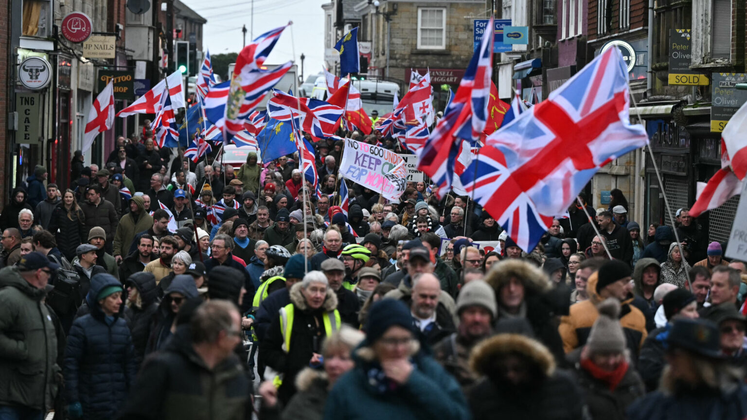 Massive Local Protest Erupts as First Migrants Arrive in Crowborough Camp