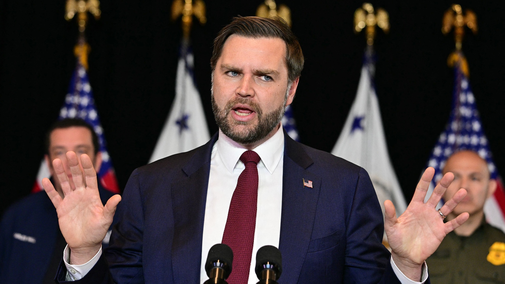 JD Vance is the Most Popular Politician in the US, Accurate Pollster Finds