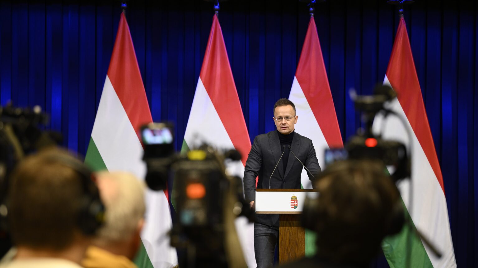 FM Szijjártó: Peace Council Could Help Resolve Ukraine War