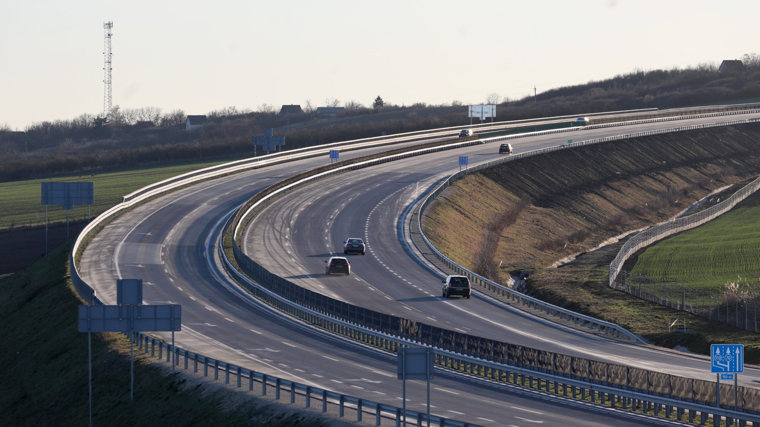 Hungary Catches Up with Austria in Expressway Development, State Secretary Says