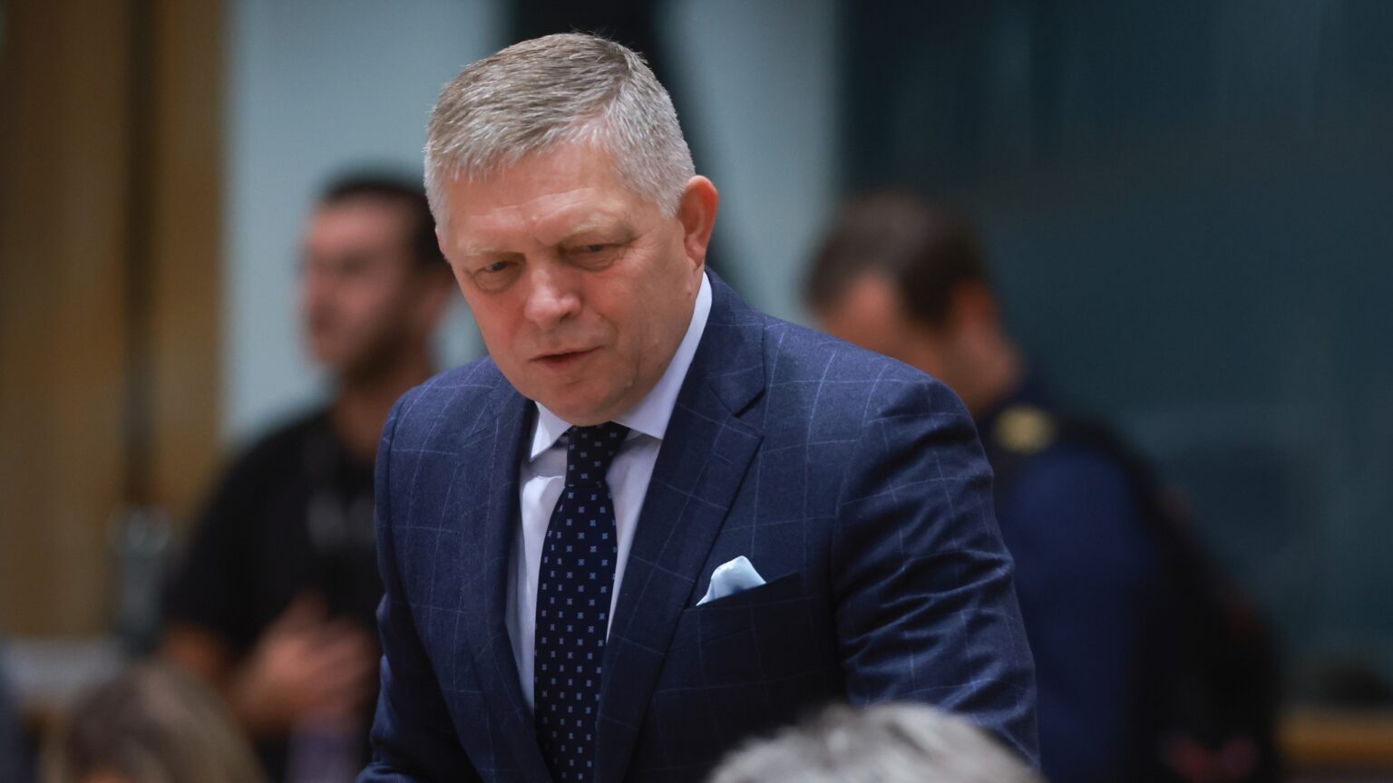 Fico Criticizes EU Policy as Slovakia Weighs Ending Electricity Support for Ukraine