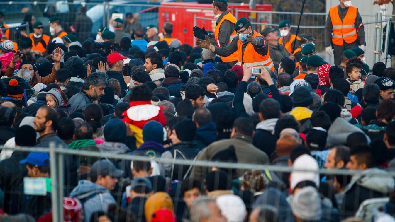 Spain Gives 500,000 Illegal Migrants Amnesty