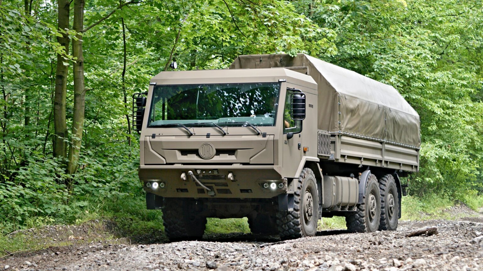 HUMARS Is Coming: Hungary to Build a Rocket Artillery System Based on US HIMARS Technology