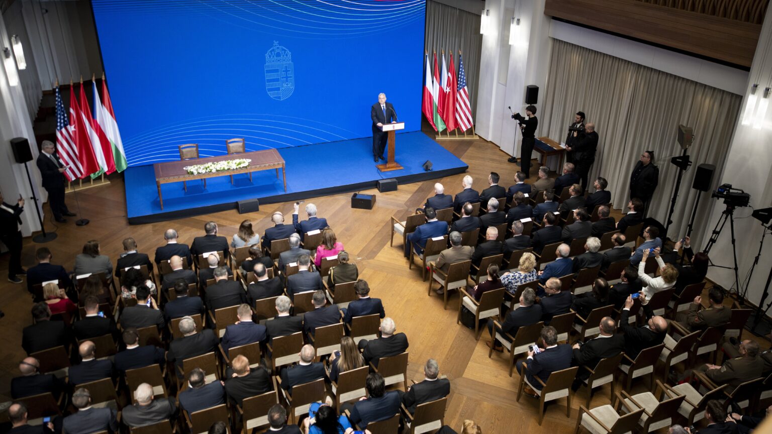 Orbán: Central European Cooperation Key to Stronger Defence Industry