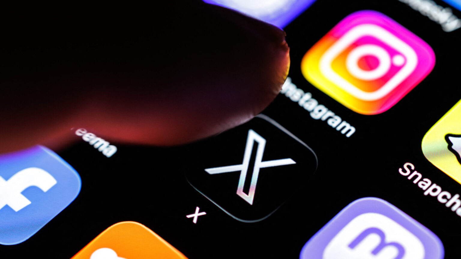Slovakia Moves to Ban Social Media Accounts for Children Under 16