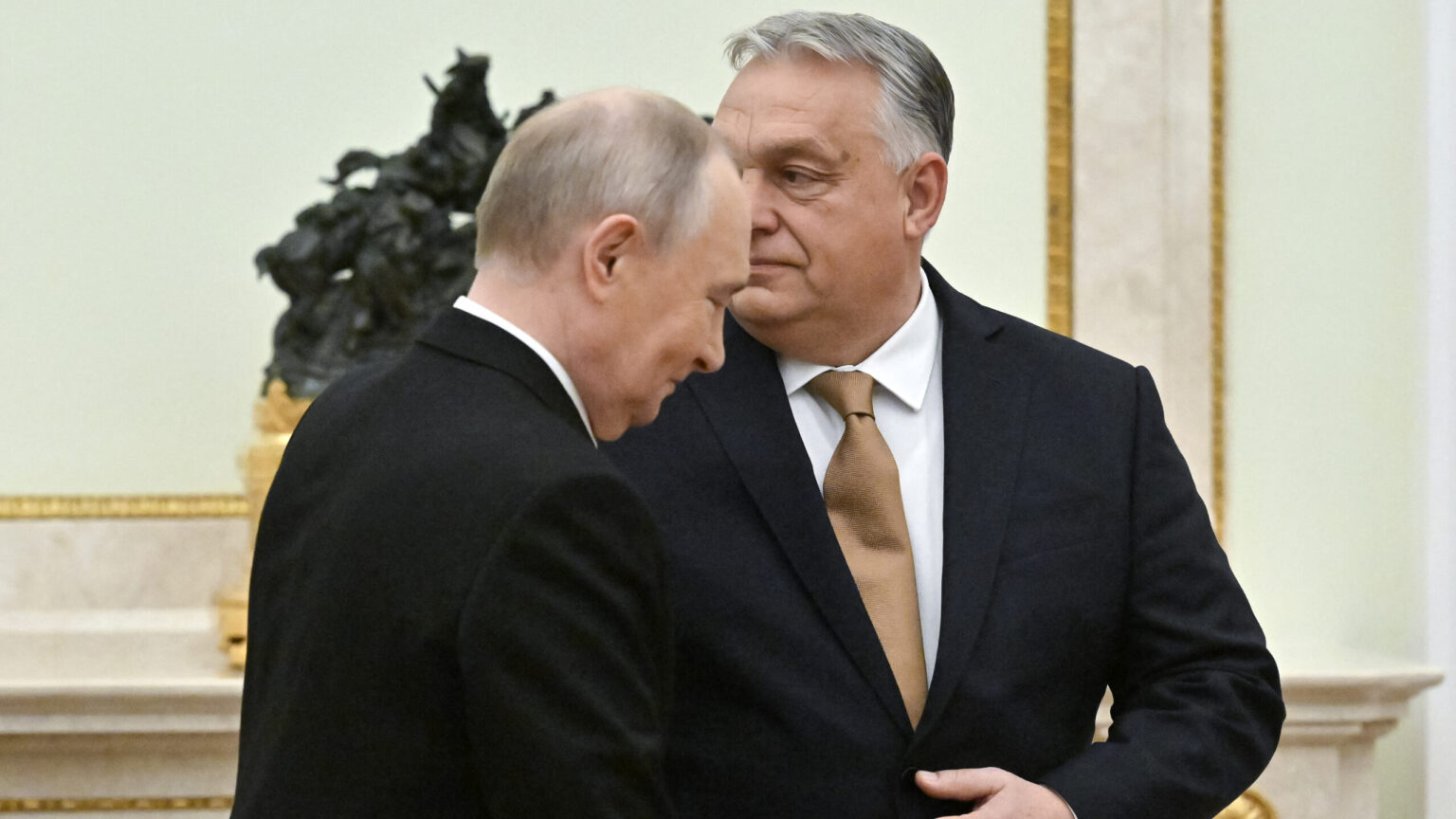 EU Search for Special Envoy to Mediate Russia–Ukraine Talks — A Job for Orbán? 