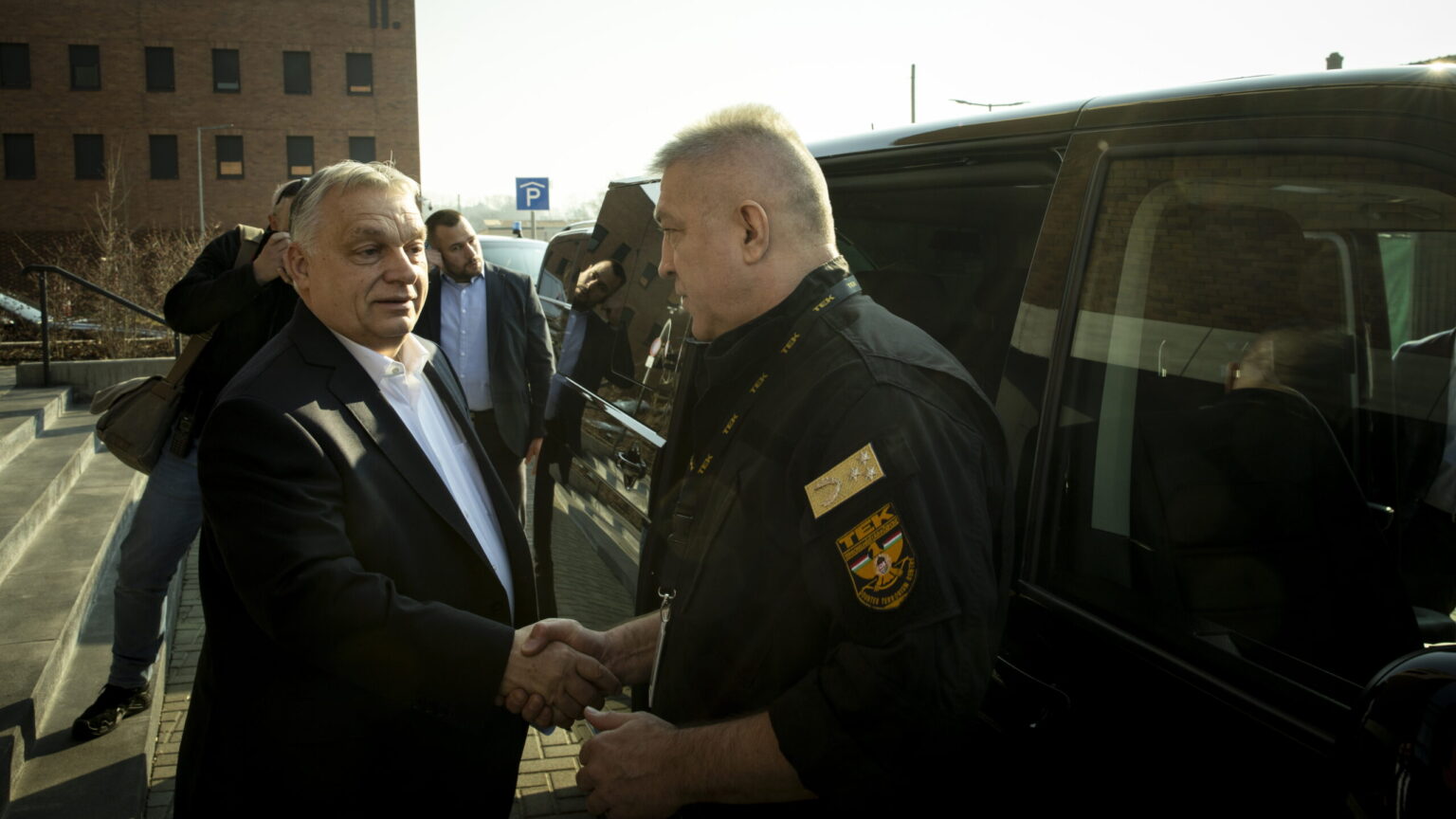 Orbán Backs Ex-Counter Terrorism Chief after Ukrainian ‘Cash Convoy’ Interrogation