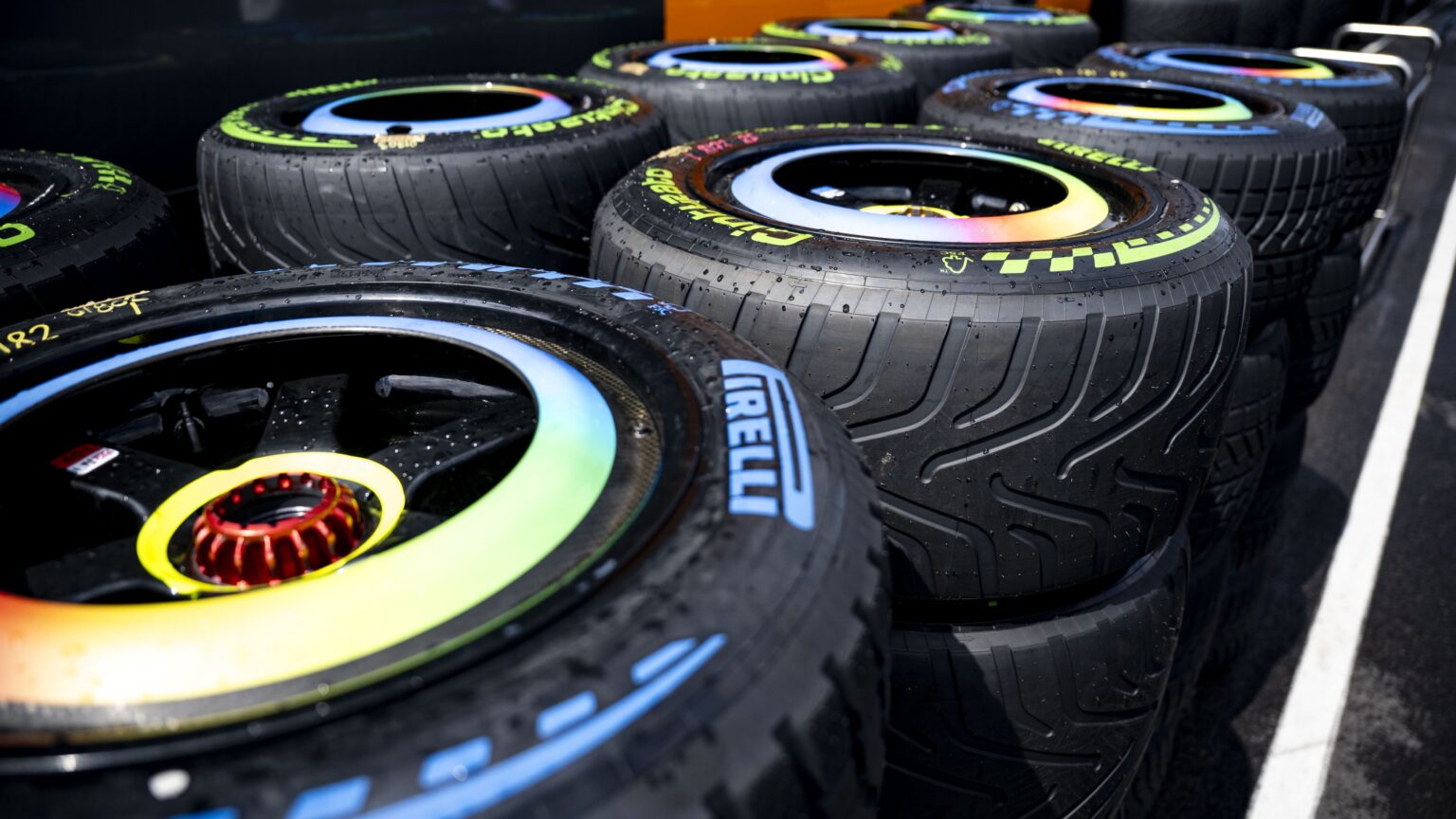 Dry Qualifying, Storm Risk for Hungarian Grand Prix Race Day