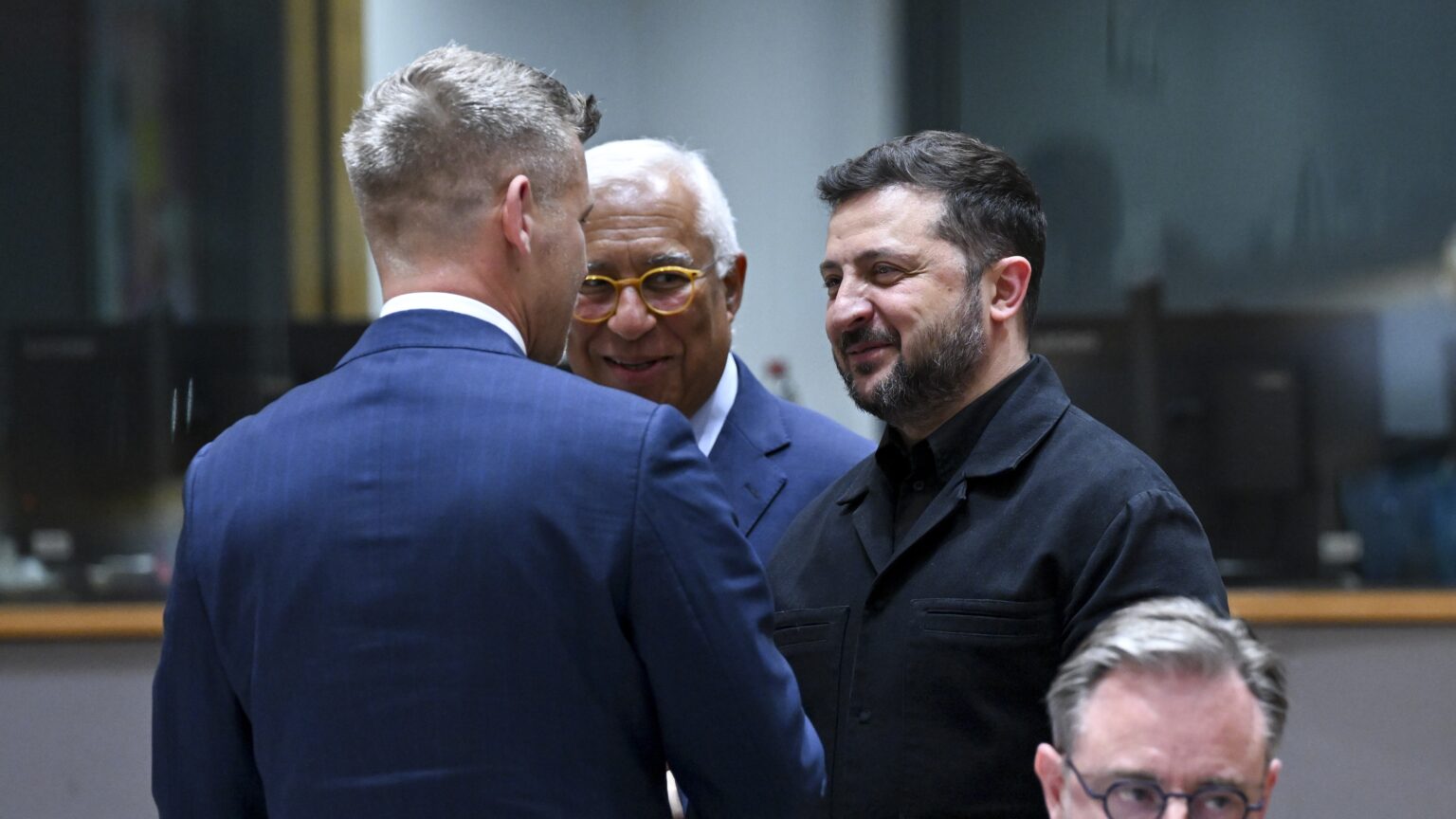 Magyar and Zelenskyy Agree on Future Bilateral Meeting during Ankara NATO Summit
