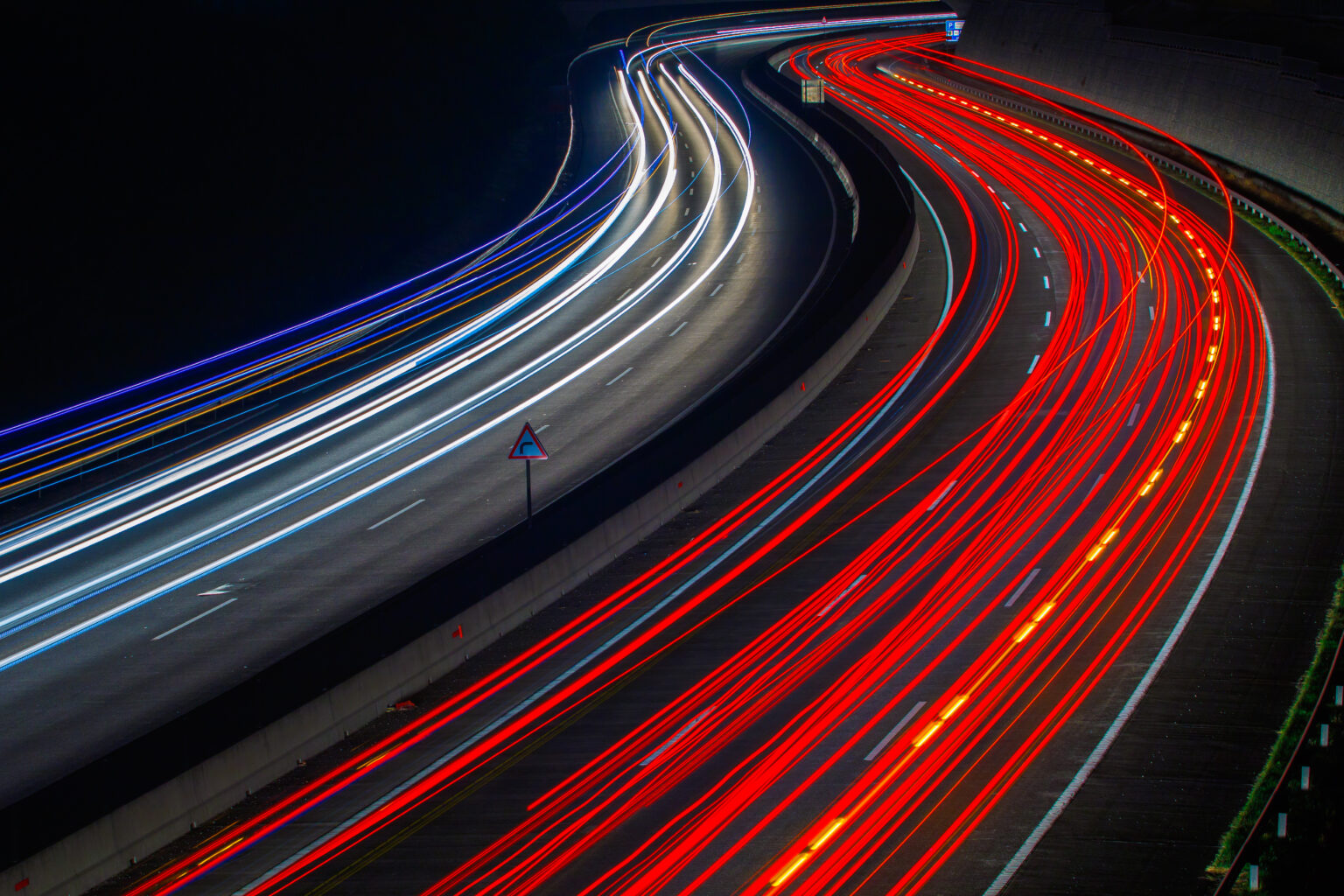 Hungary to Renew 570 Kilometres of Roads in 210 Locations This Year