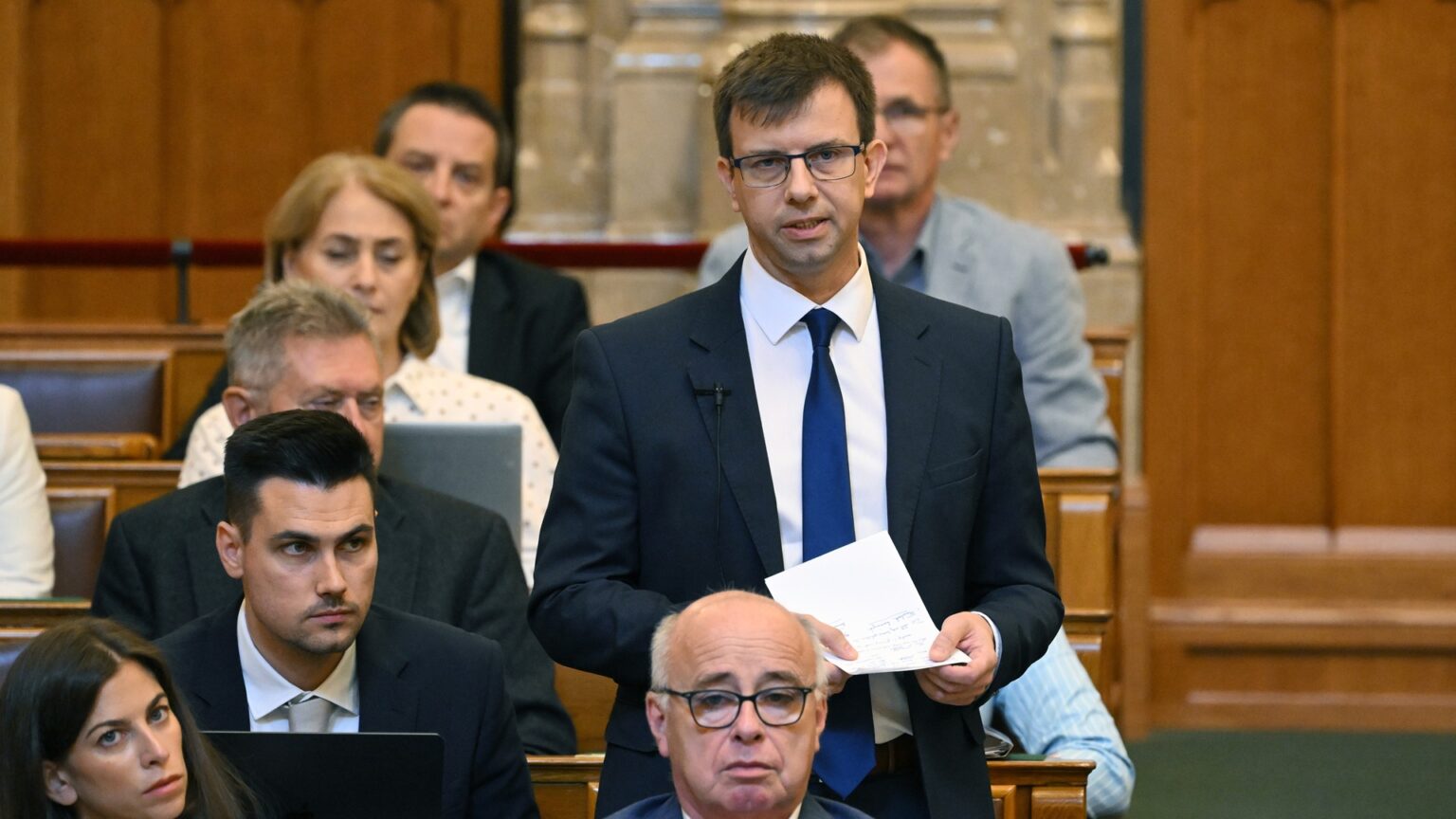 János Bóka Criticizes Tisza Crisis Response