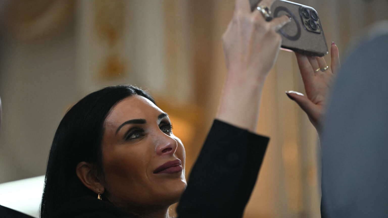 Former Pro-Kremlin Voice Laura Loomer Says She Would Kill Putin over Iran