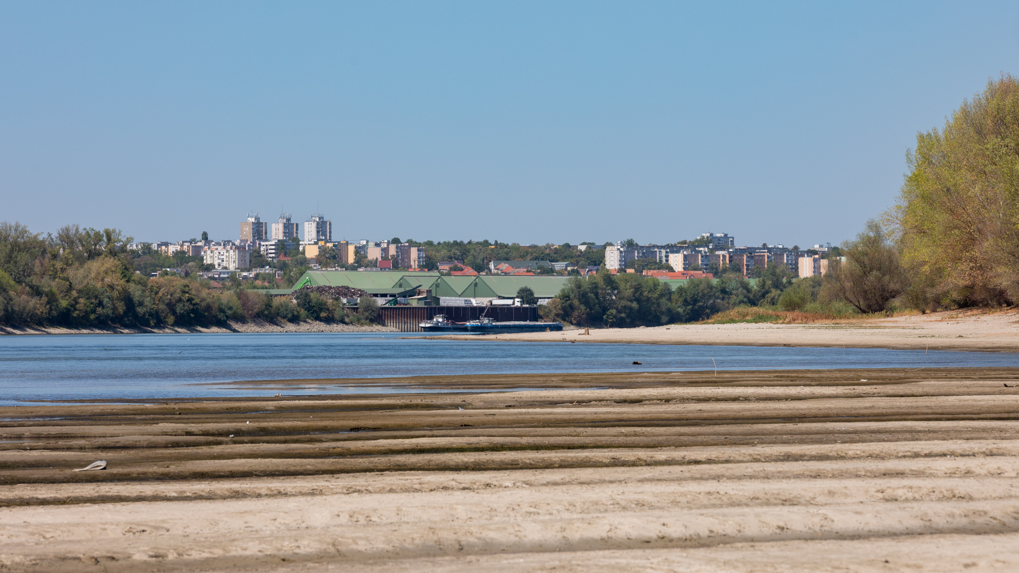 Paks Sill Backfires as Costly Tender Puts Magyar’s Crisis Response under Scrutiny